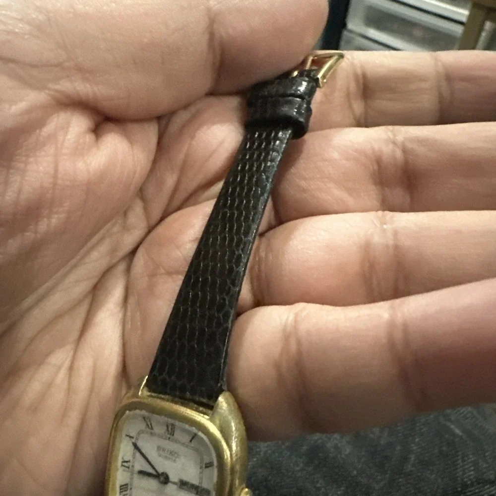 Working Vintage Seiko SQ Womens Watch Quartz 3423-5100 New Battery & Strap 24mm